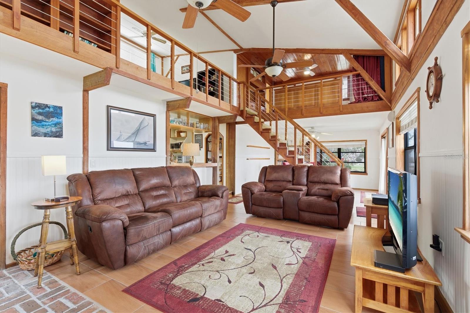 2487 SUNSET VISTA DR