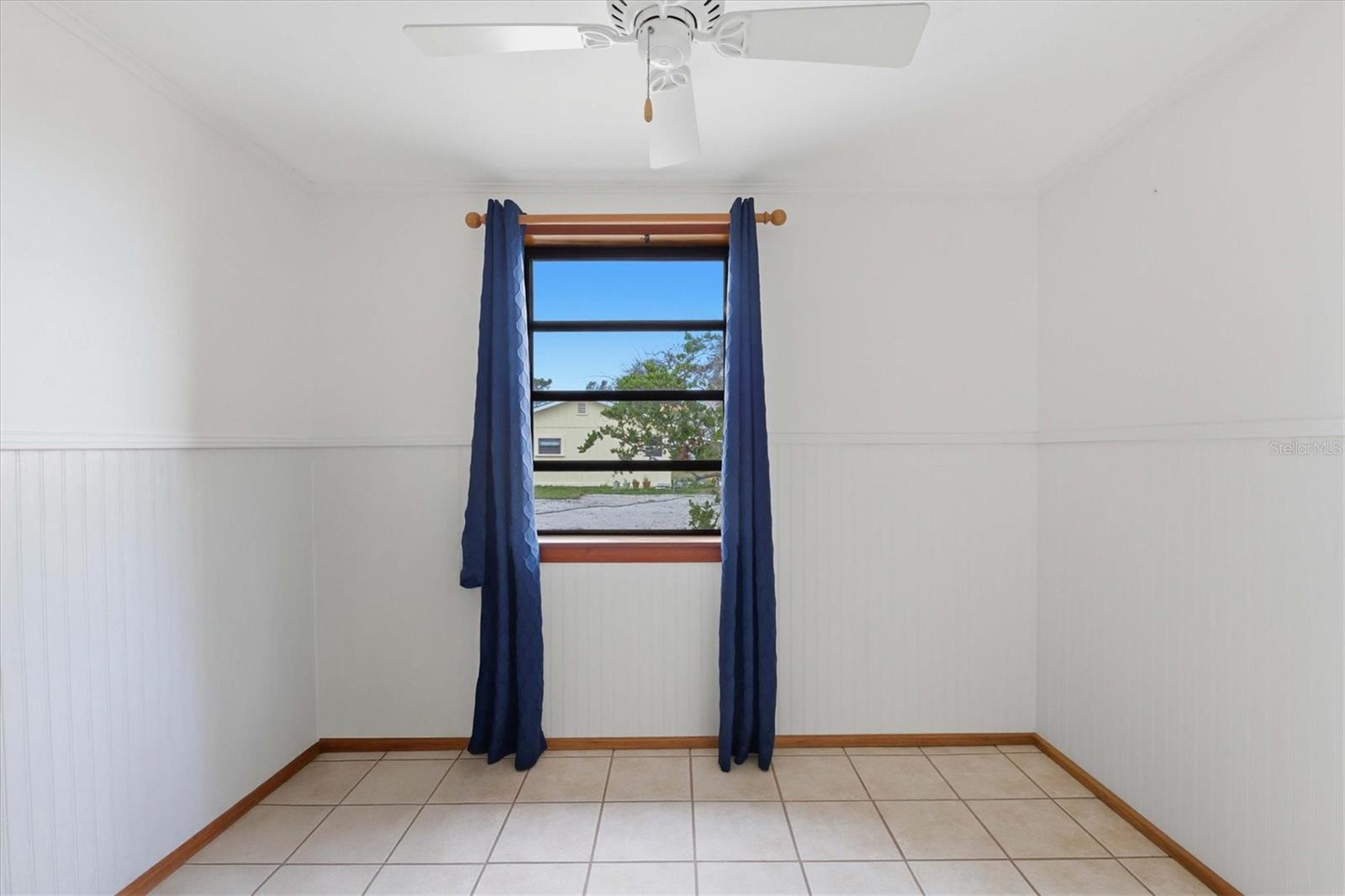 2487 SUNSET VISTA DR