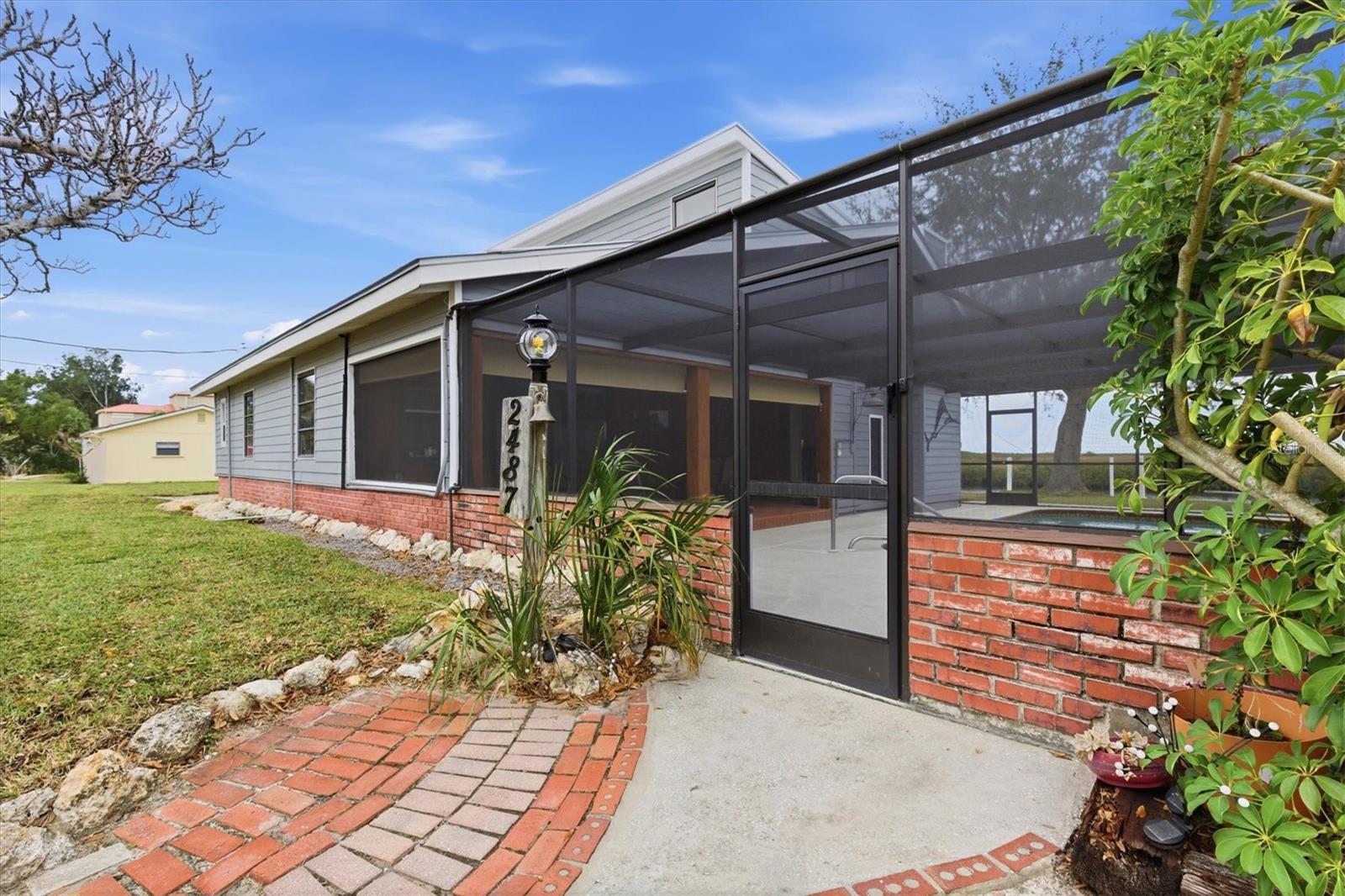 2487 SUNSET VISTA DR