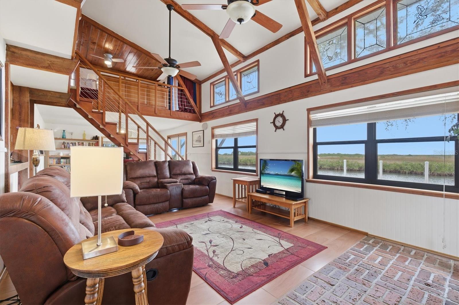 2487 SUNSET VISTA DR