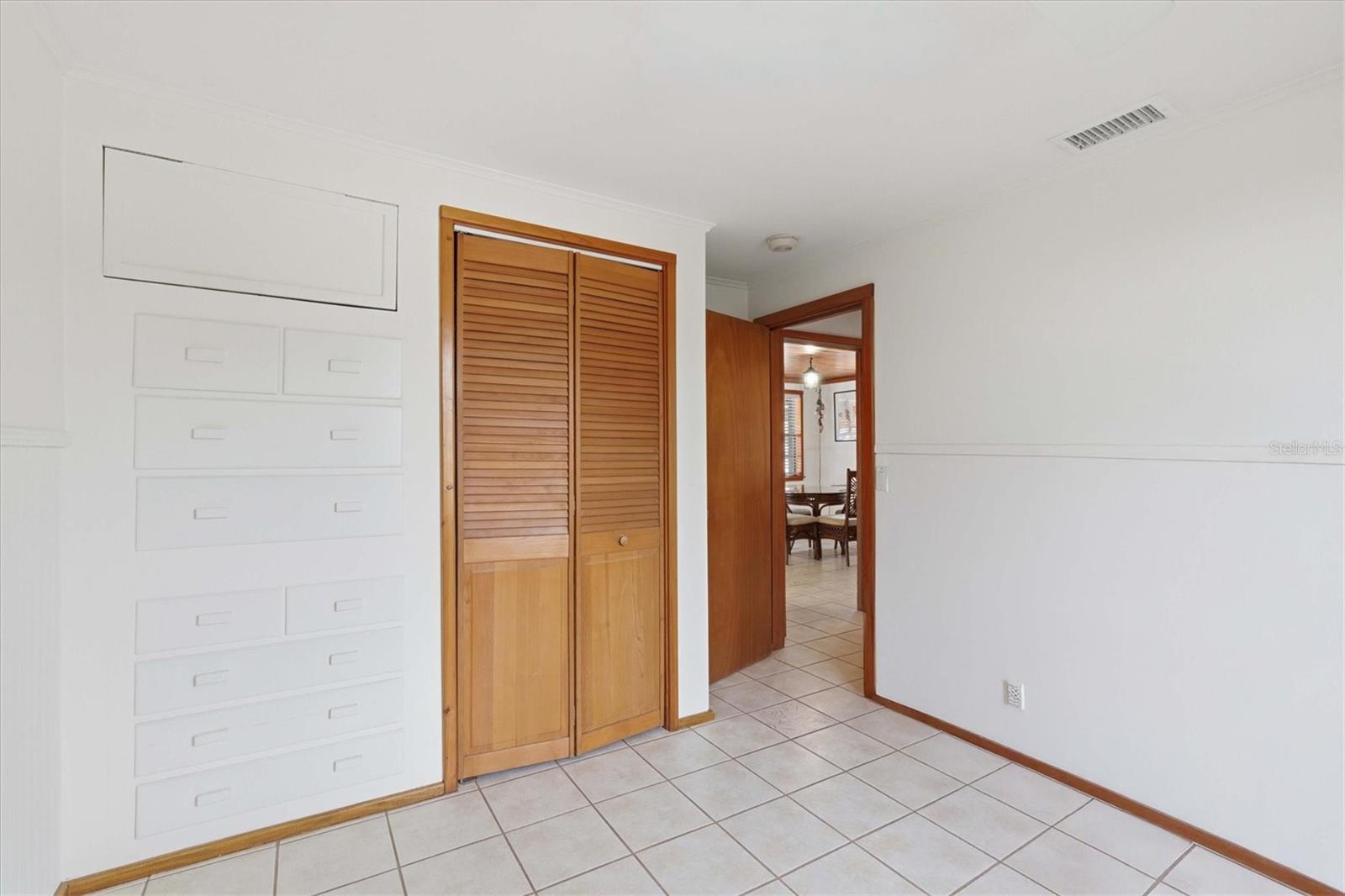 2487 SUNSET VISTA DR