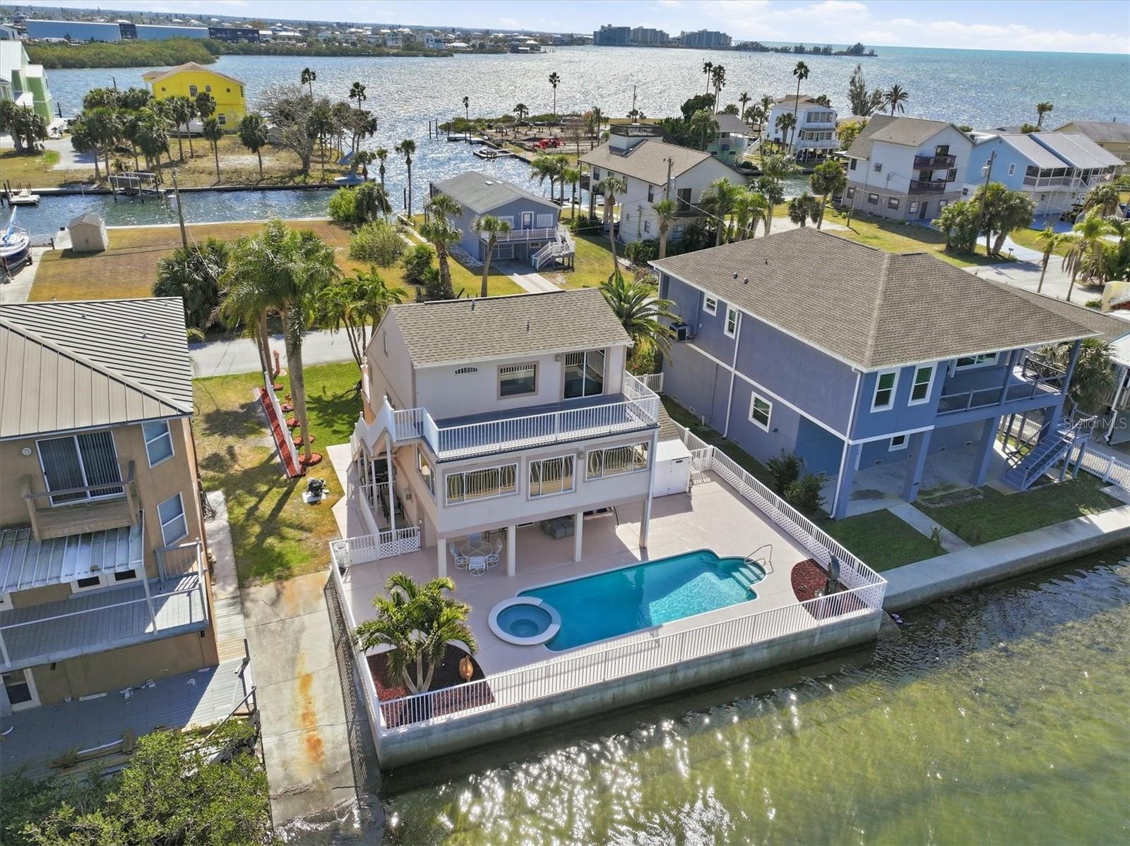6511 DRIFTWOOD DR