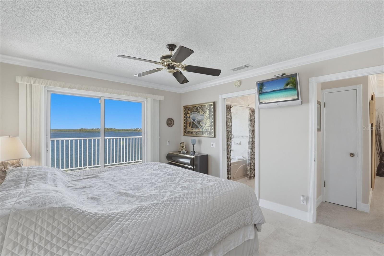 6511 DRIFTWOOD DR