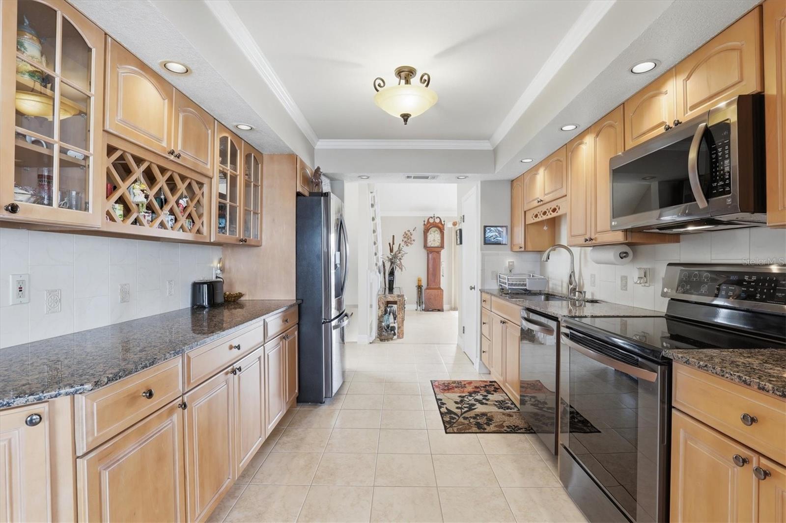 6511 DRIFTWOOD DR