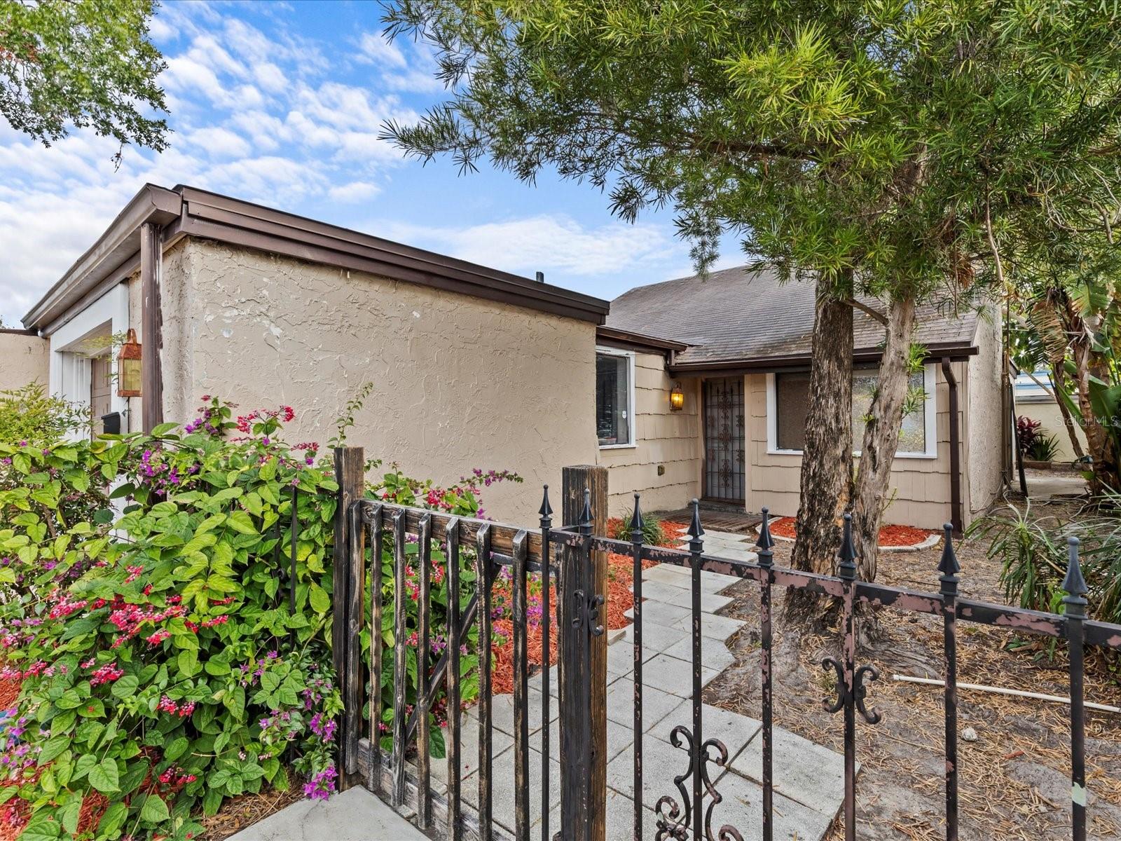 12224 MAGNOLIA GROVE LN