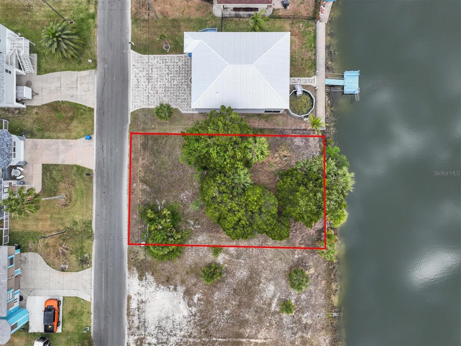 3254 AZALEA DR