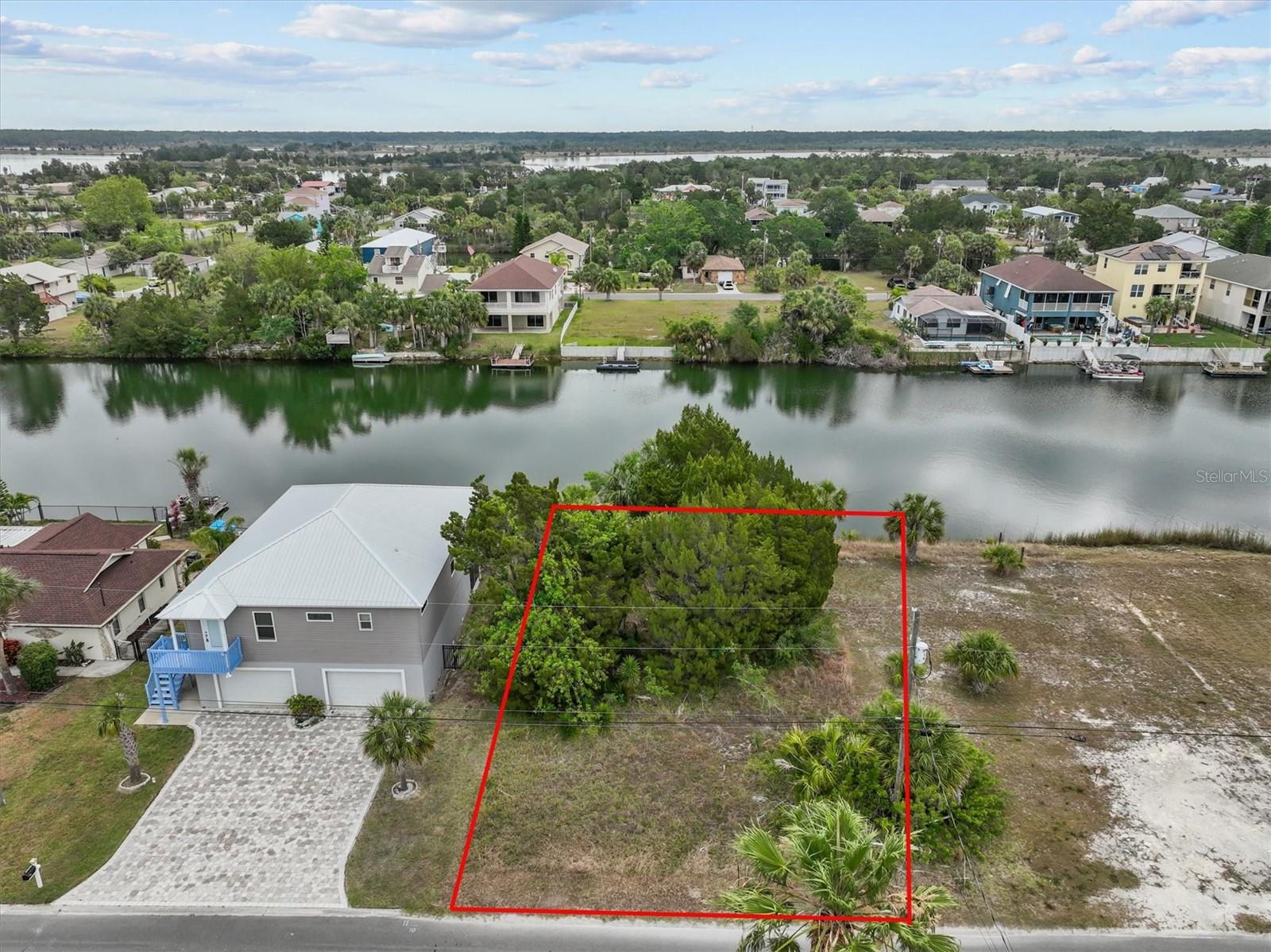 3254 AZALEA DR