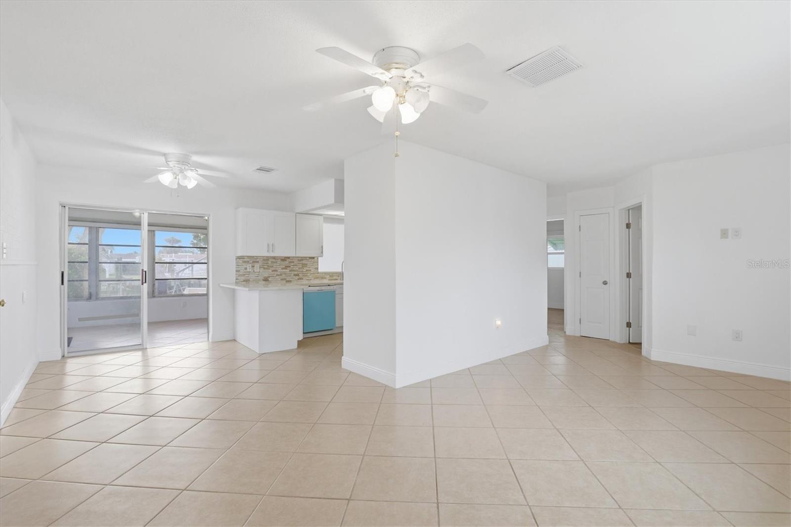 13538 LESLIE DR