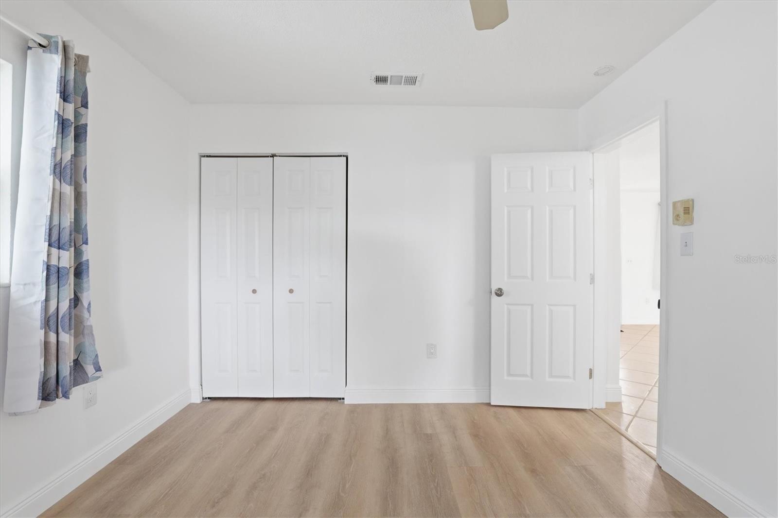 13538 LESLIE DR