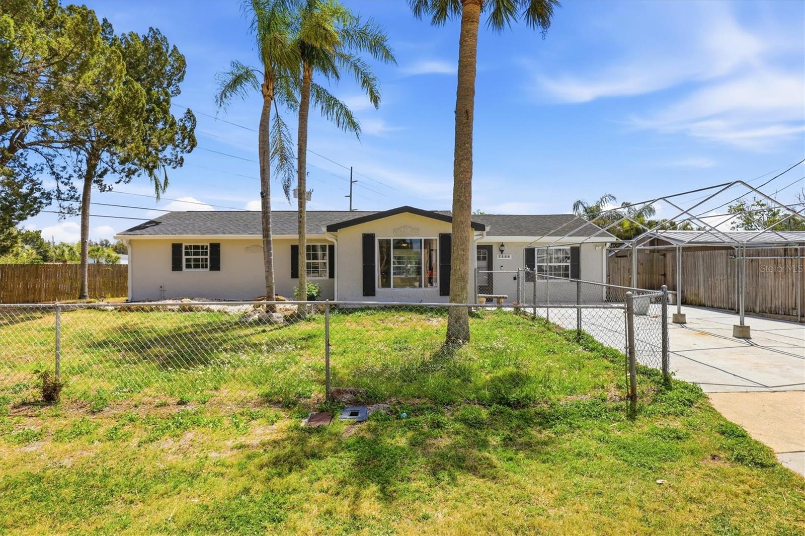 7114 FAIR LN