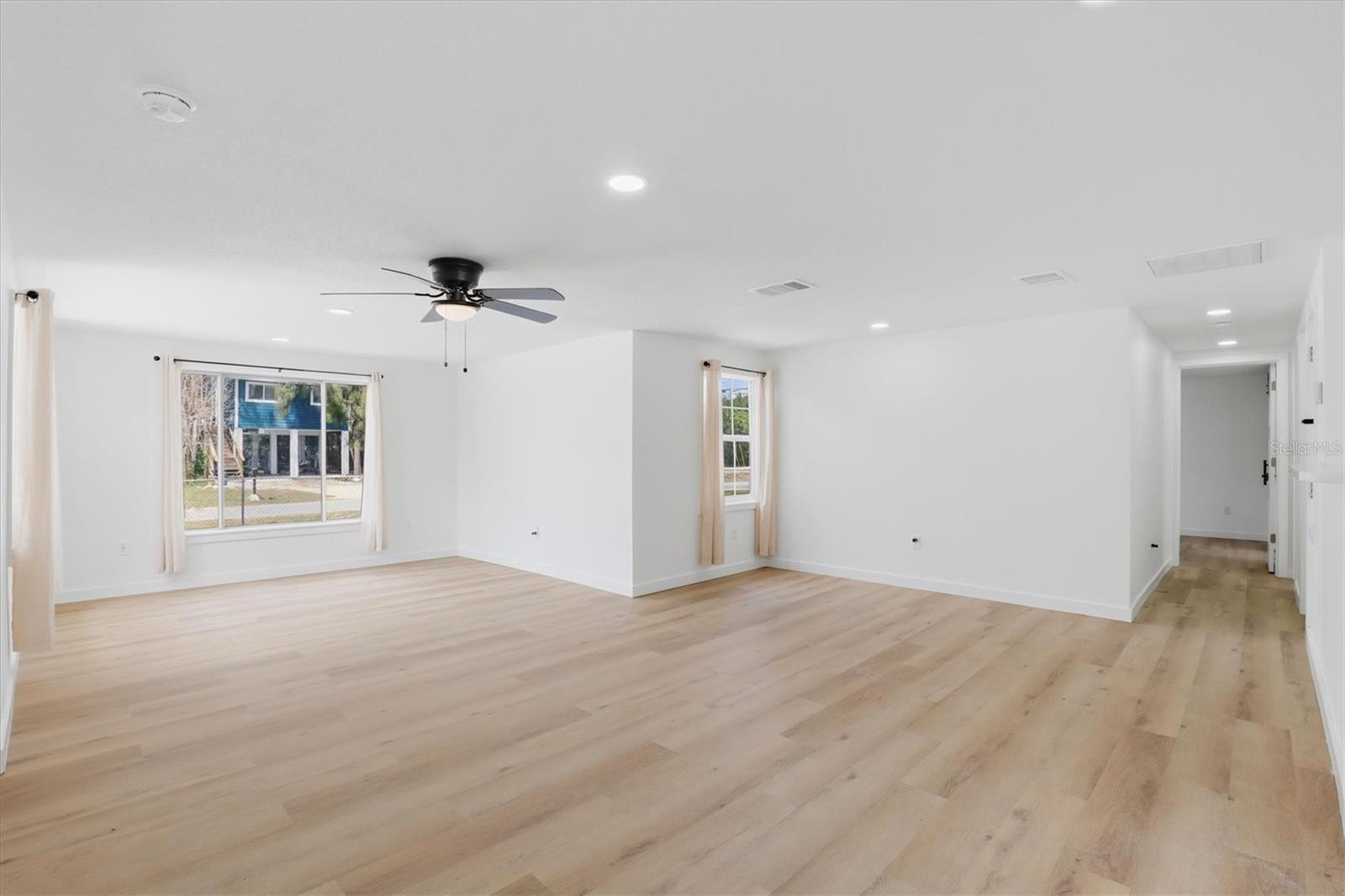 7114 FAIR LN
