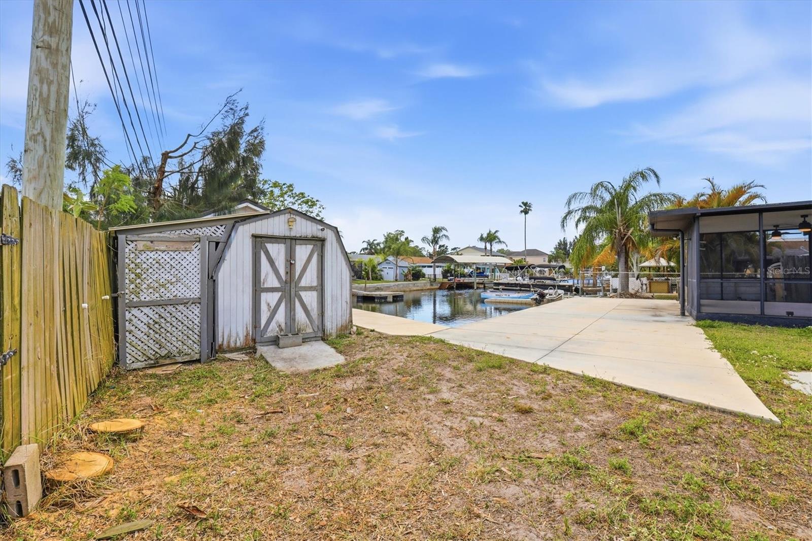 7114 FAIR LN