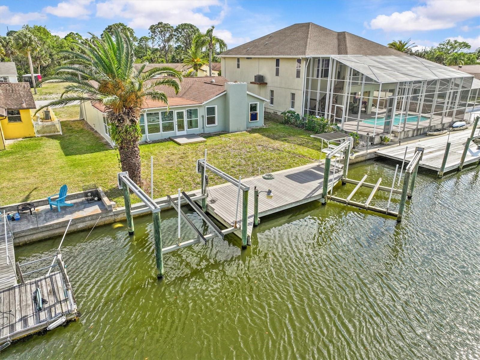7427 SOUTHWIND DR