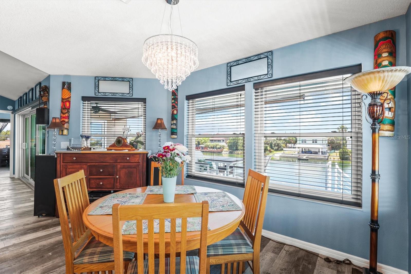 3351 POINSETTIA DR