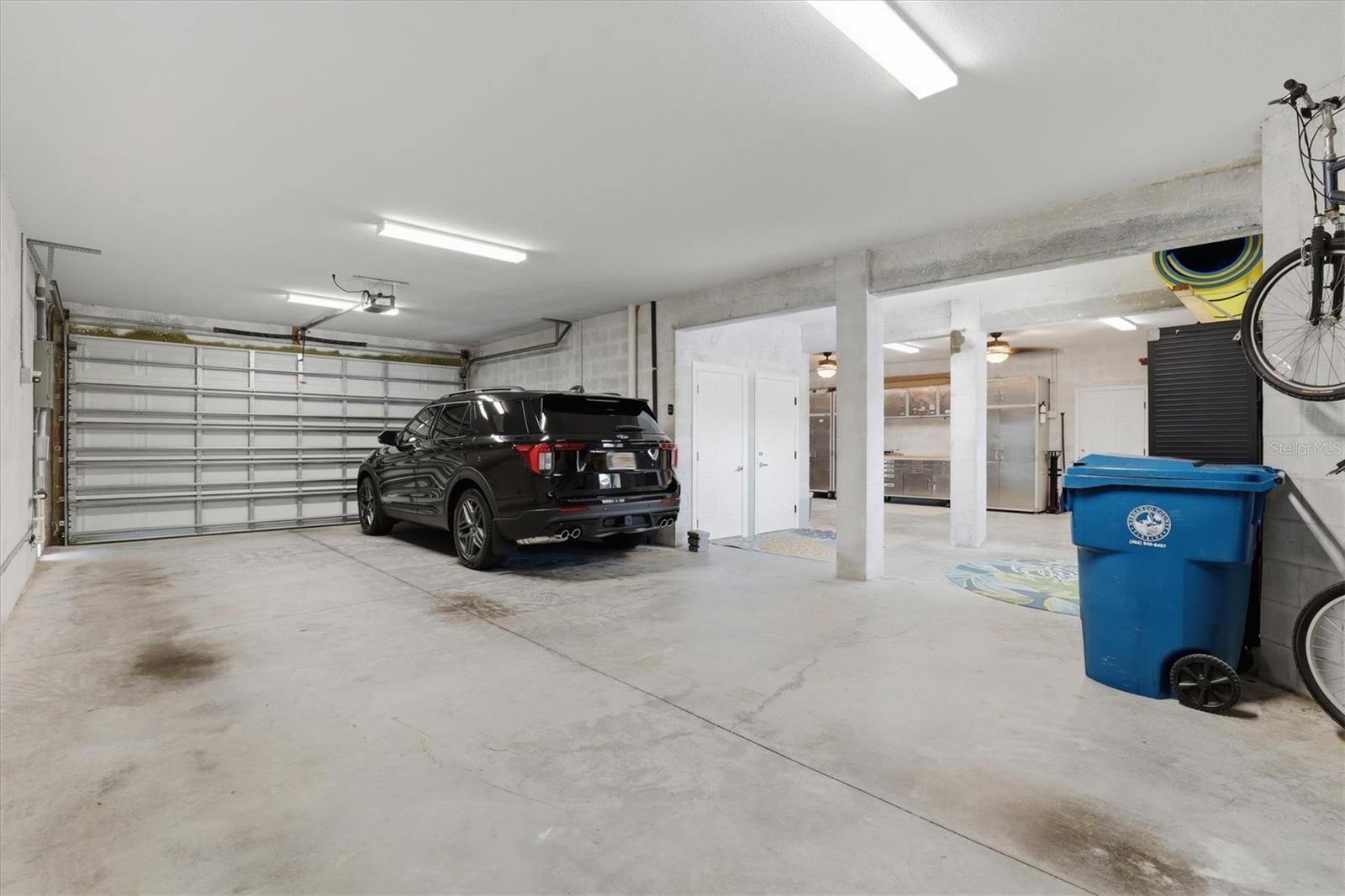 3351 POINSETTIA DR