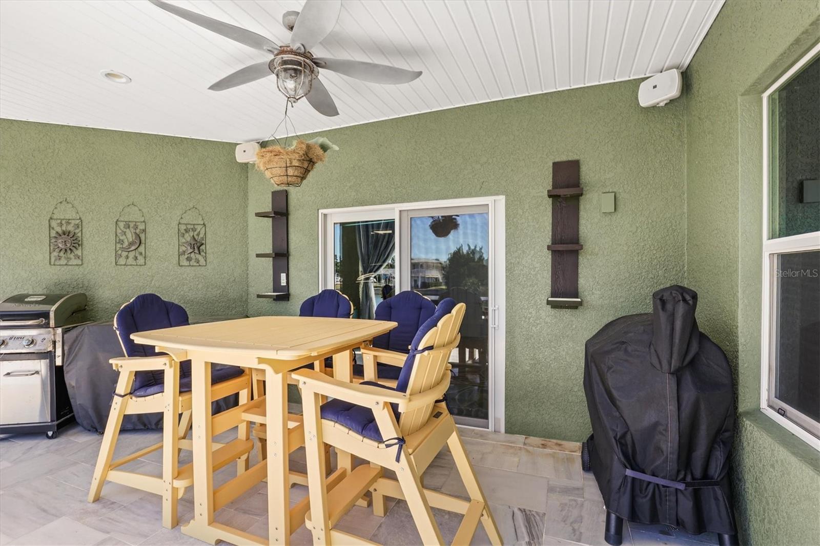 3351 POINSETTIA DR