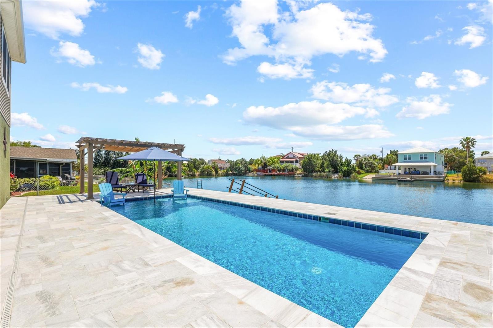 3351 POINSETTIA DR