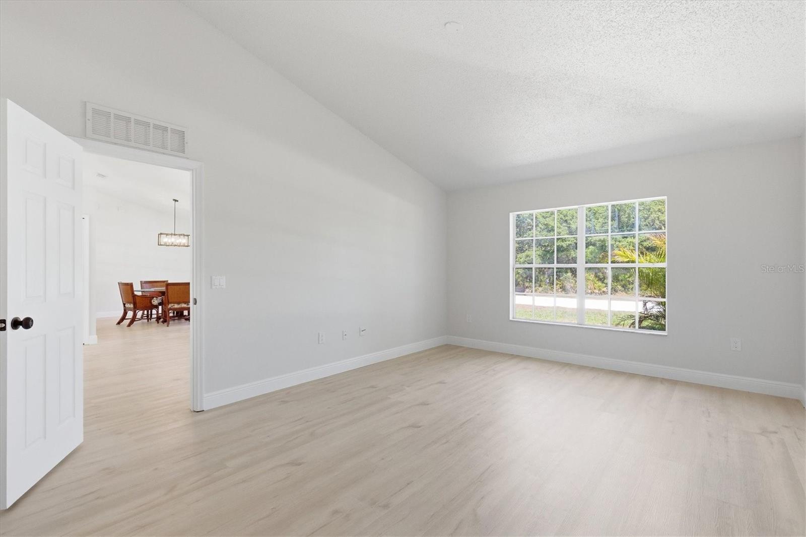 18063 PARROT RD