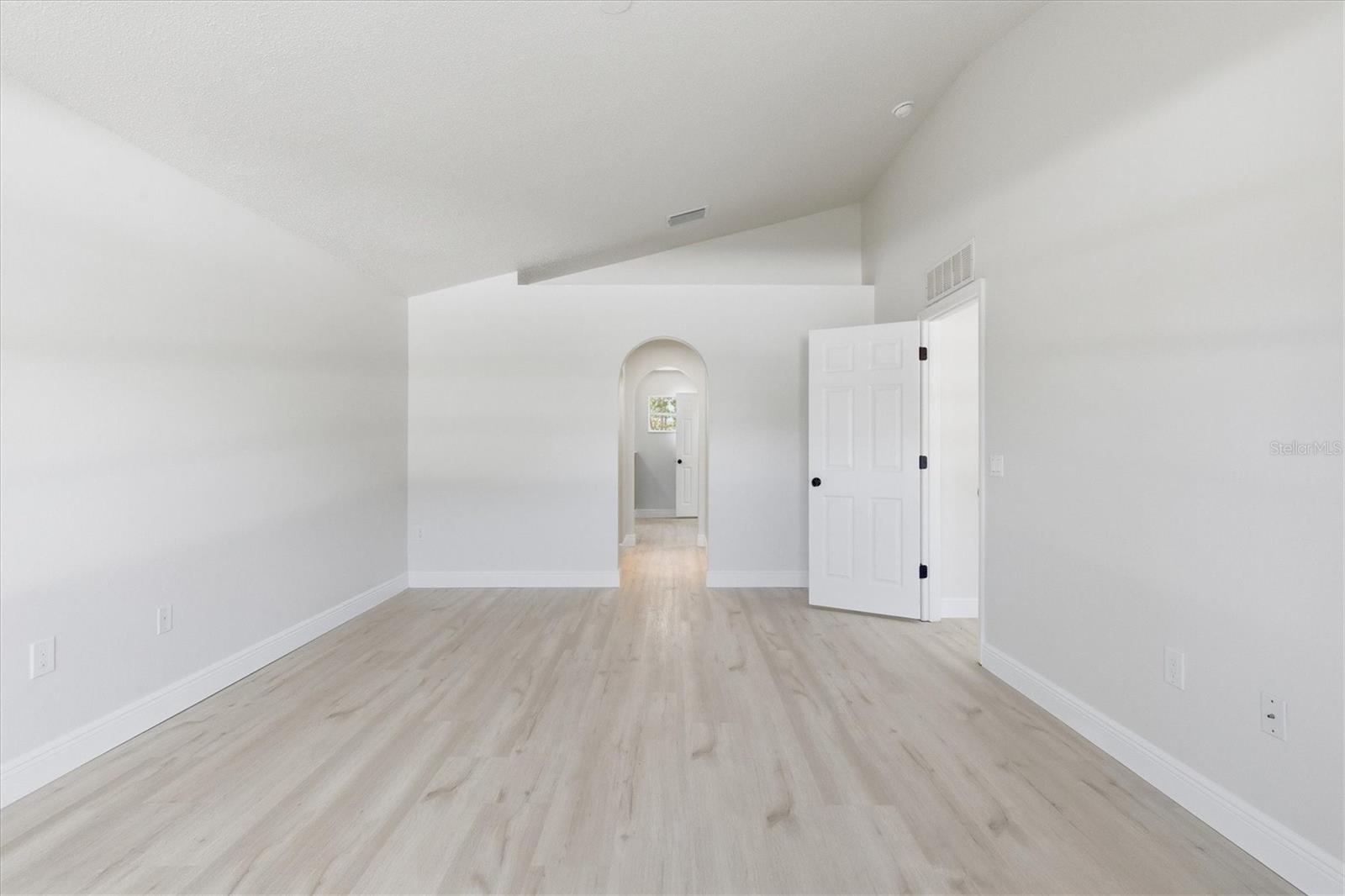 18063 PARROT RD