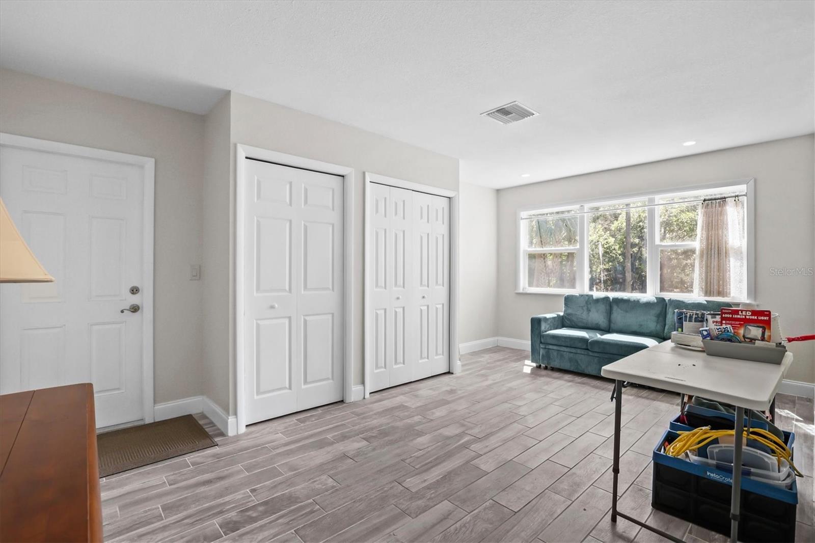 6244 COLONY CIR