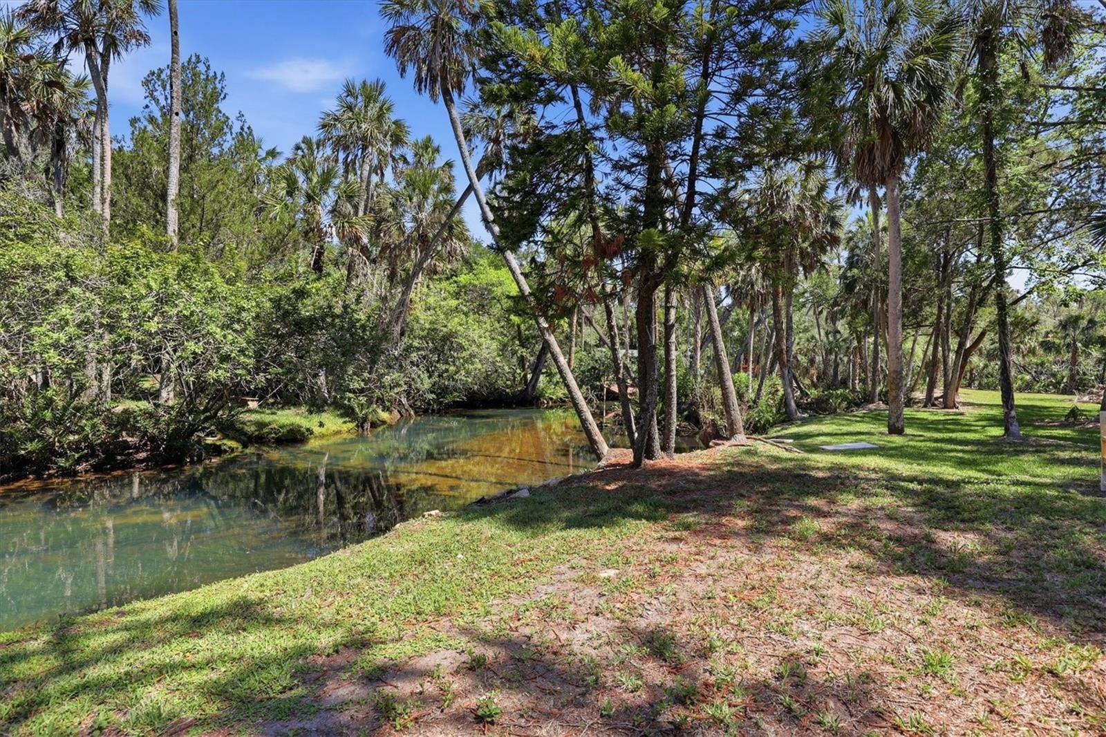 6244 COLONY CIR