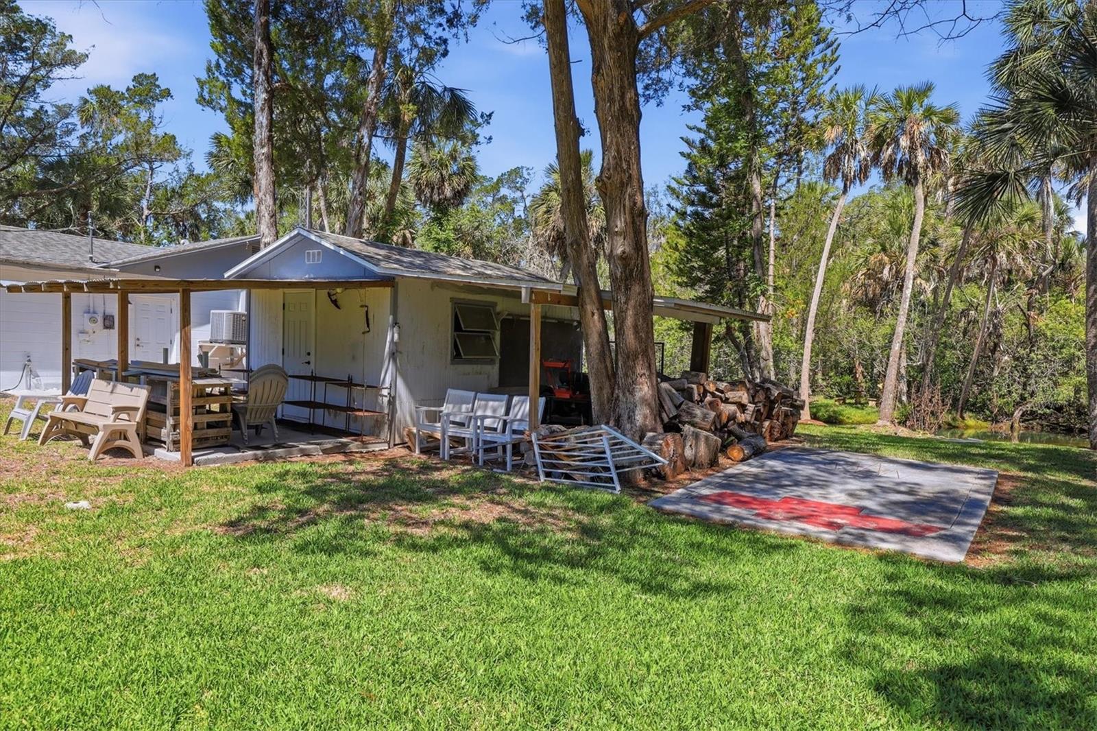 6244 COLONY CIR