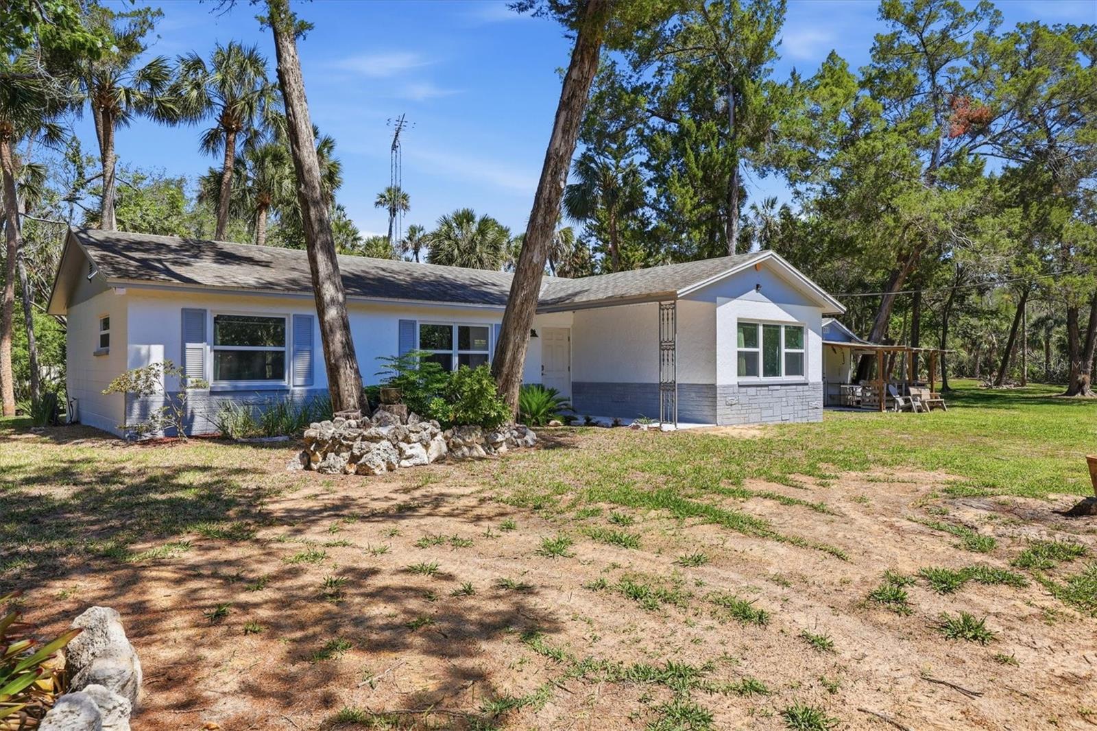 6244 COLONY CIR
