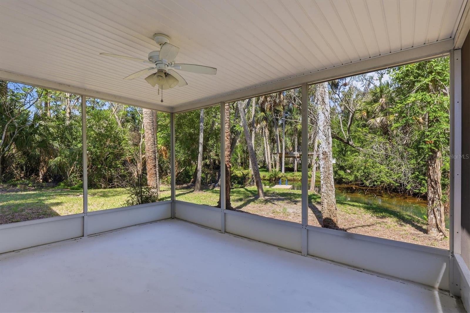 6244 COLONY CIR