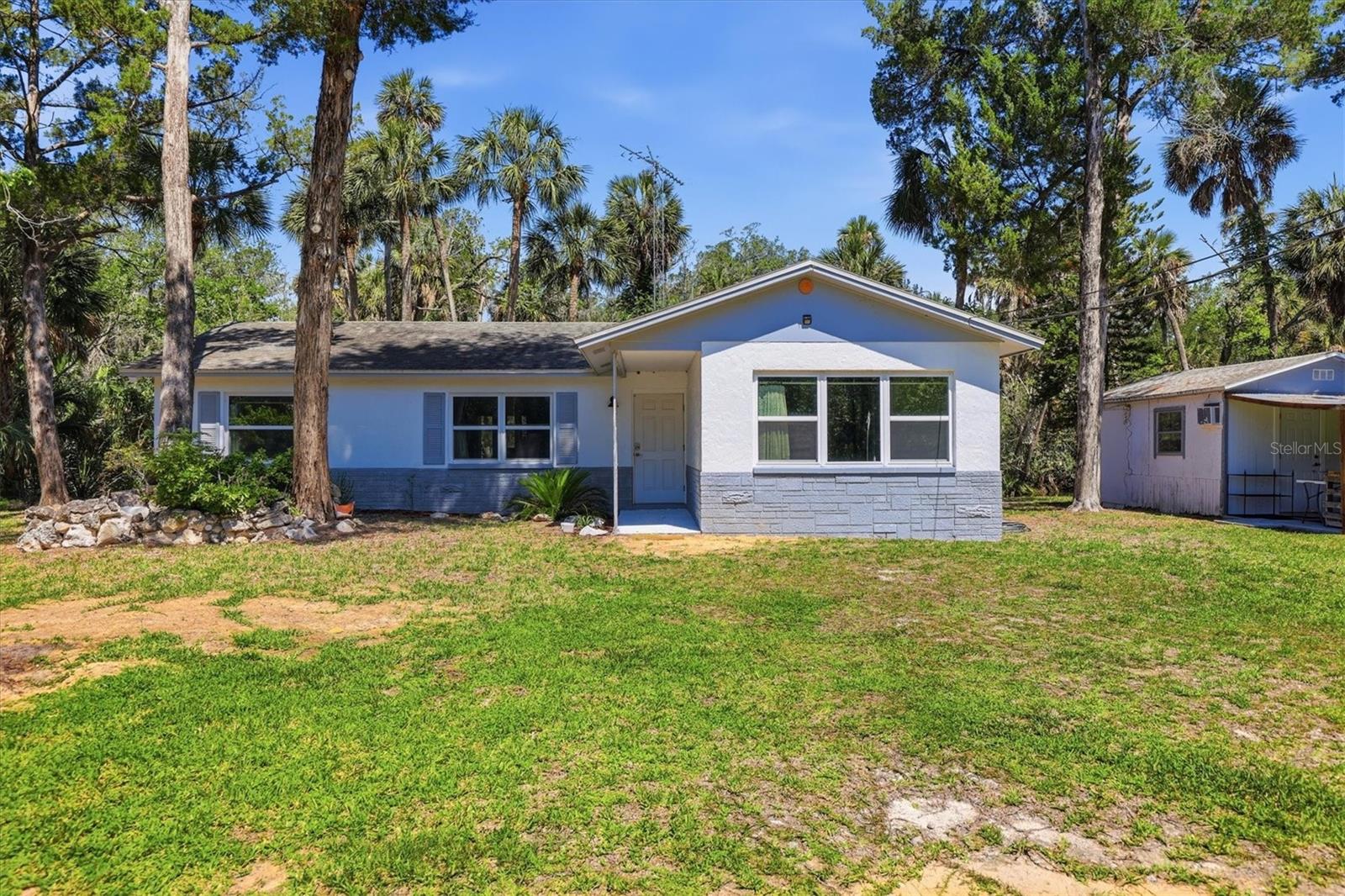 6244 COLONY CIR