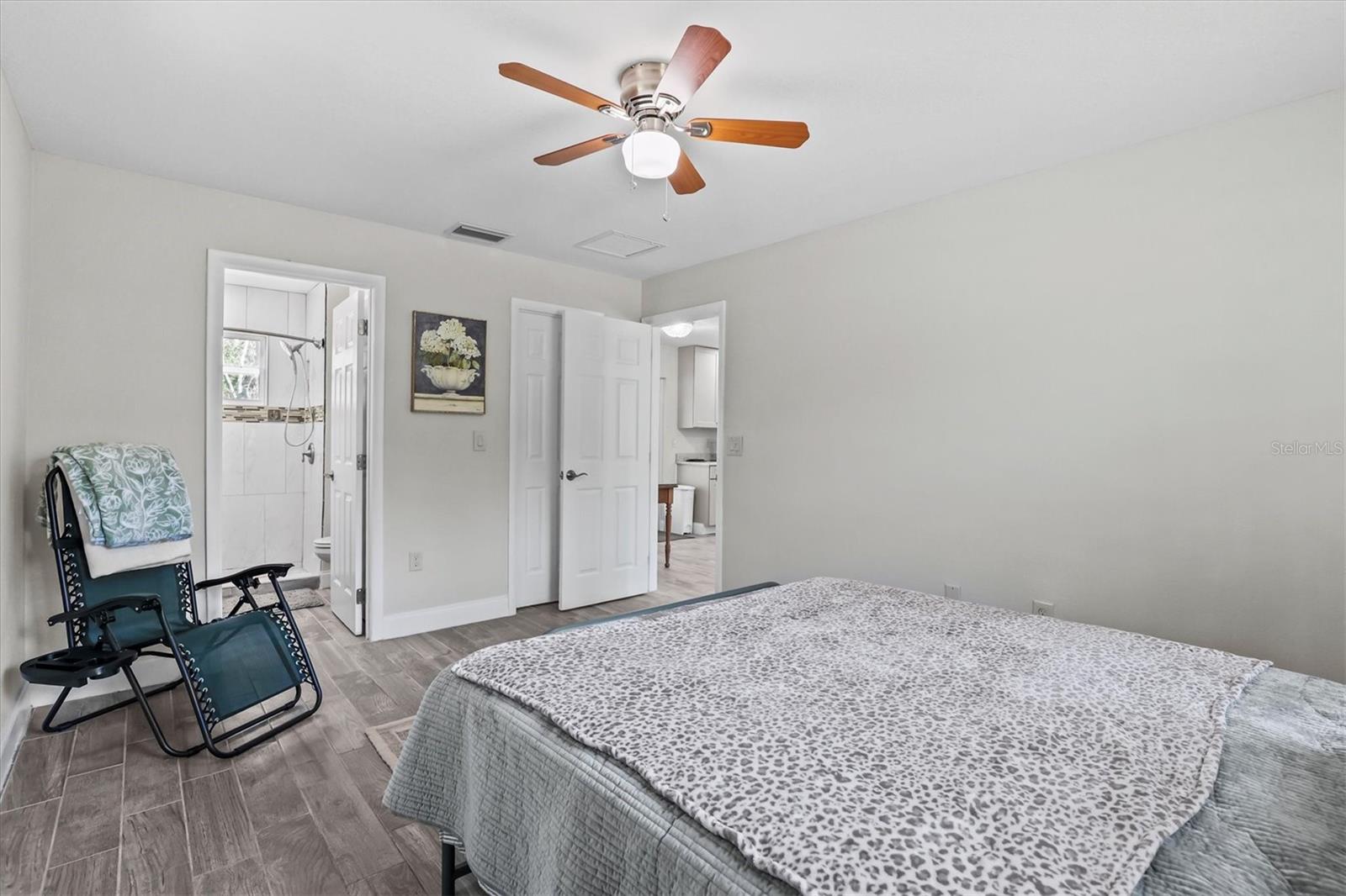 6244 COLONY CIR