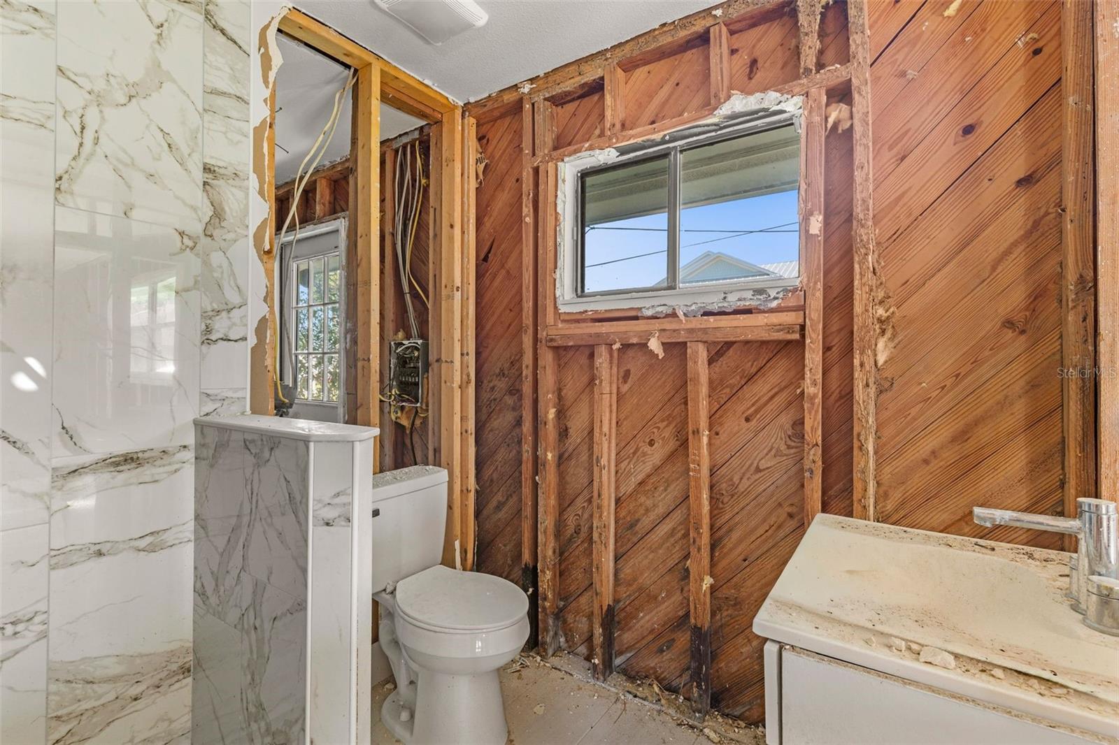 3016 SUNSET VISTA DR