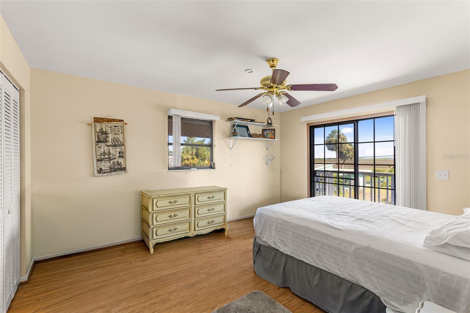 3016 SUNSET VISTA DR