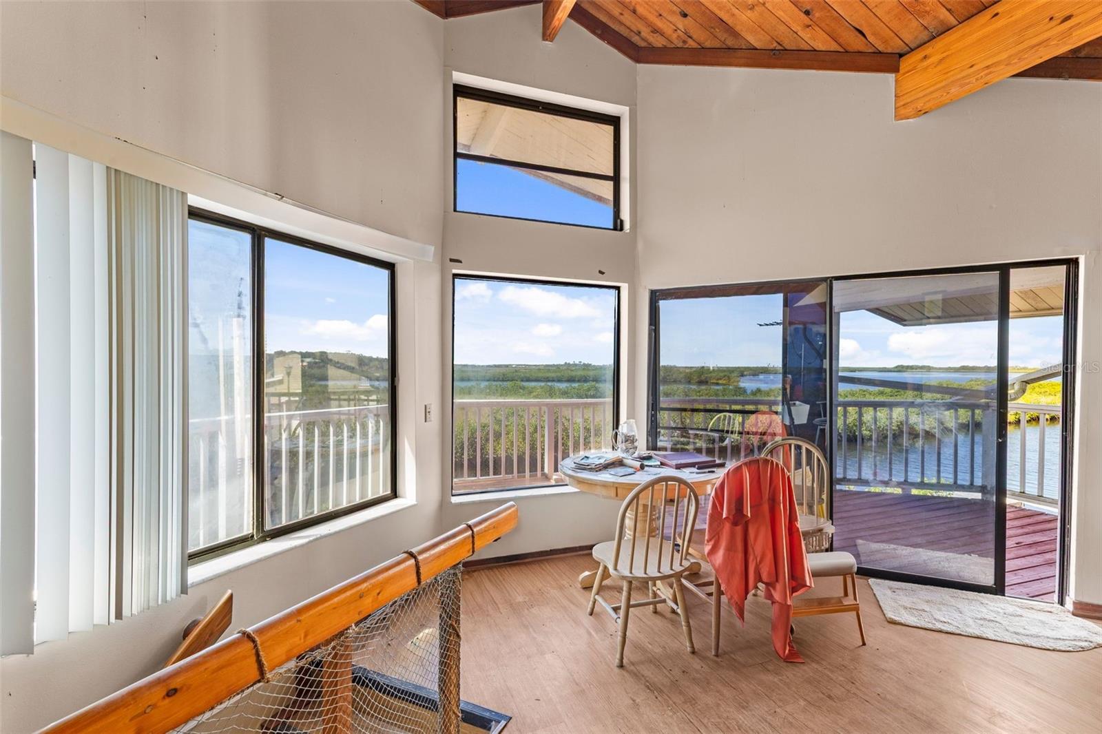 3016 SUNSET VISTA DR