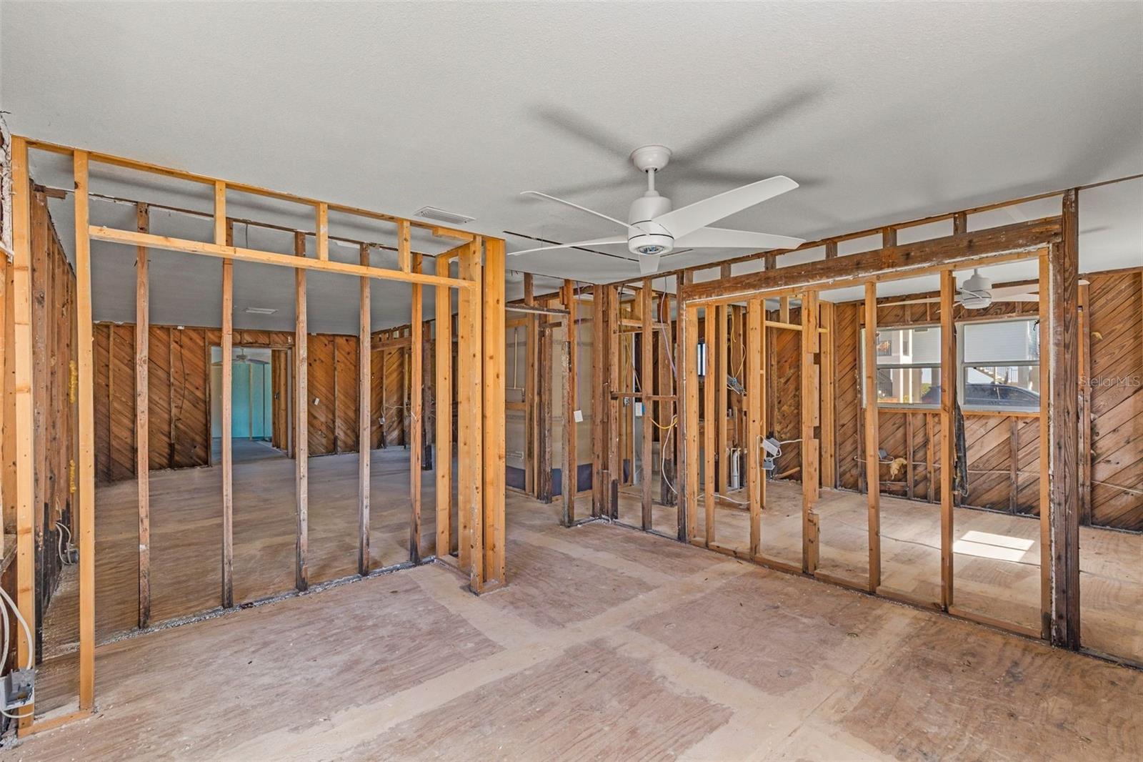 3016 SUNSET VISTA DR