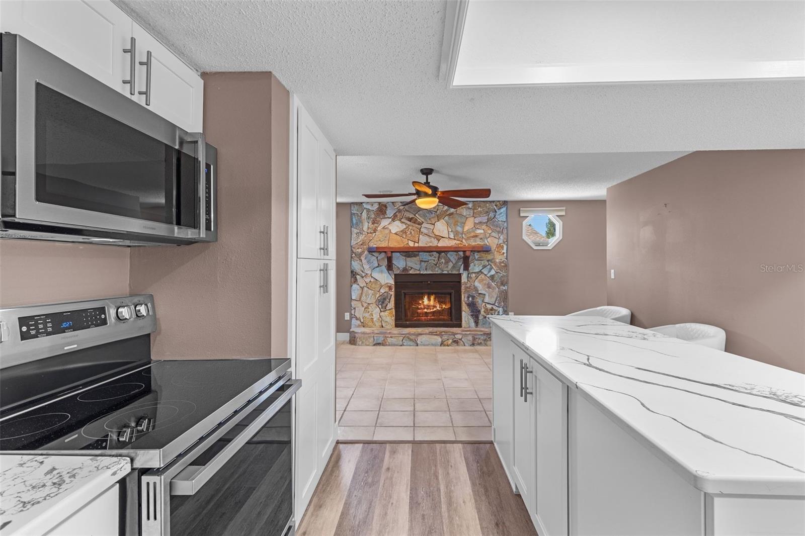 3345 POINSETTIA DR