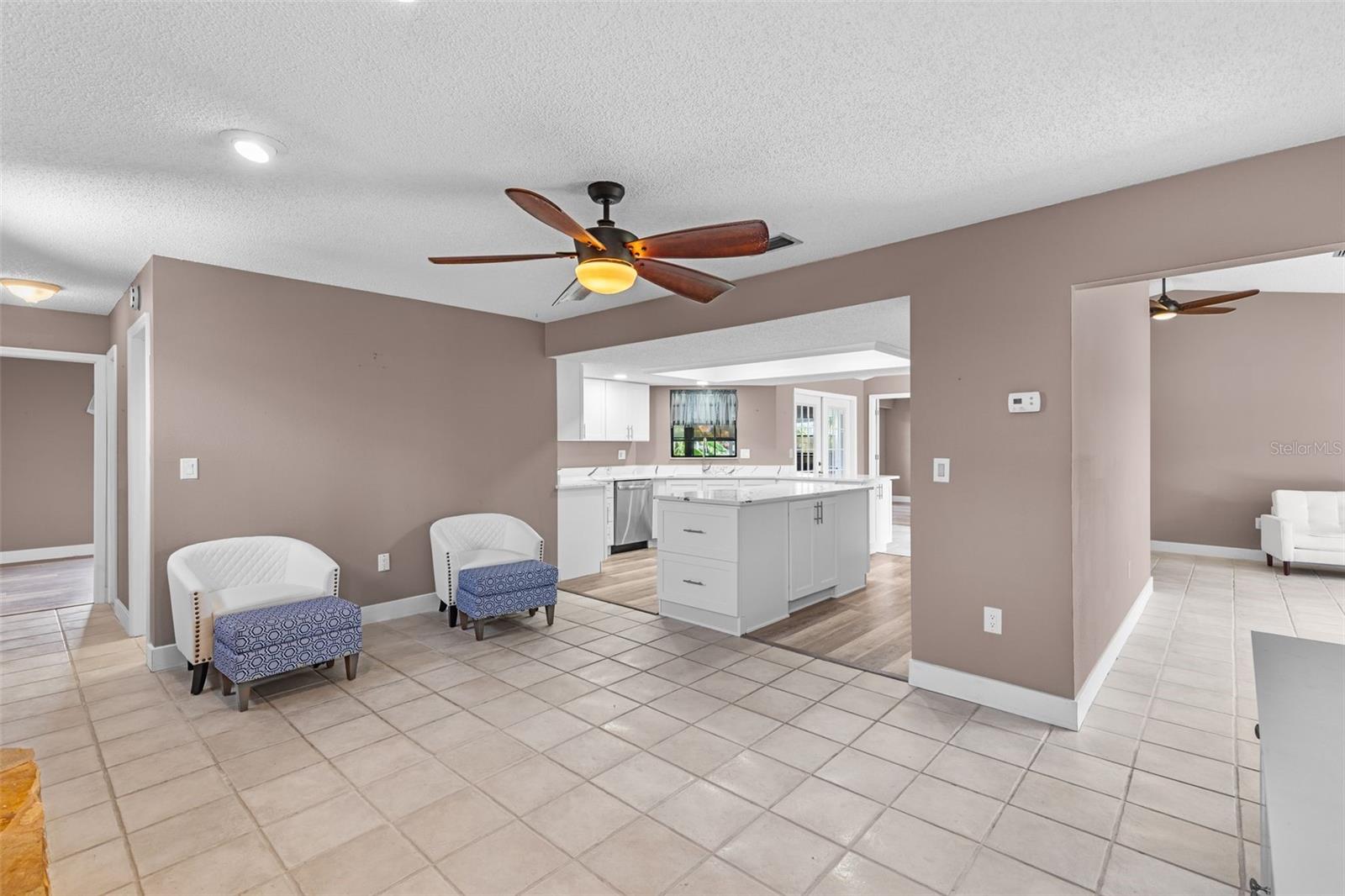 3345 POINSETTIA DR