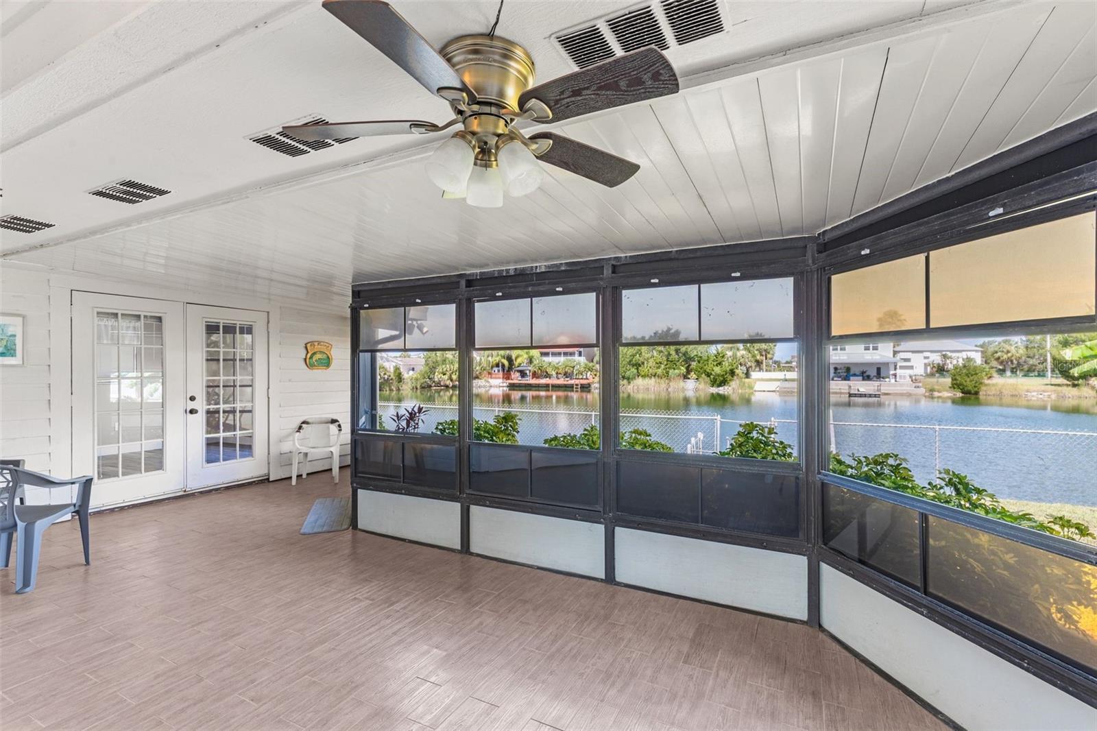 3345 POINSETTIA DR