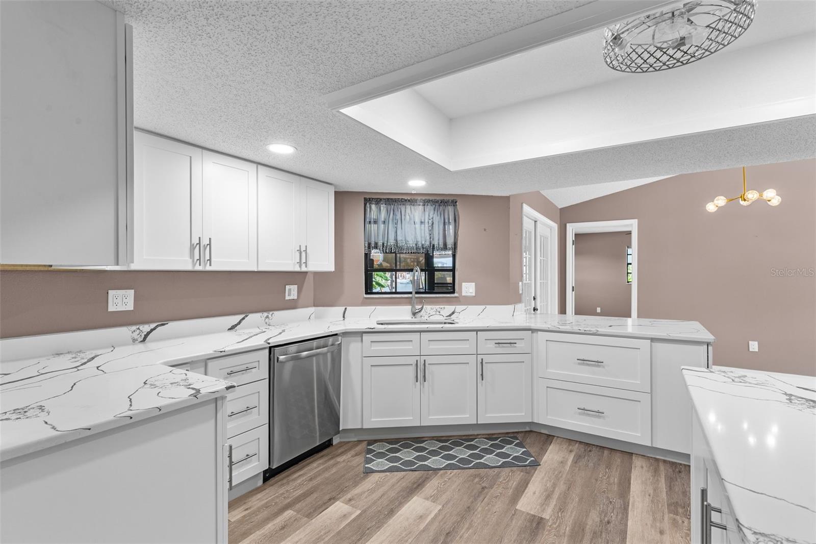 3345 POINSETTIA DR
