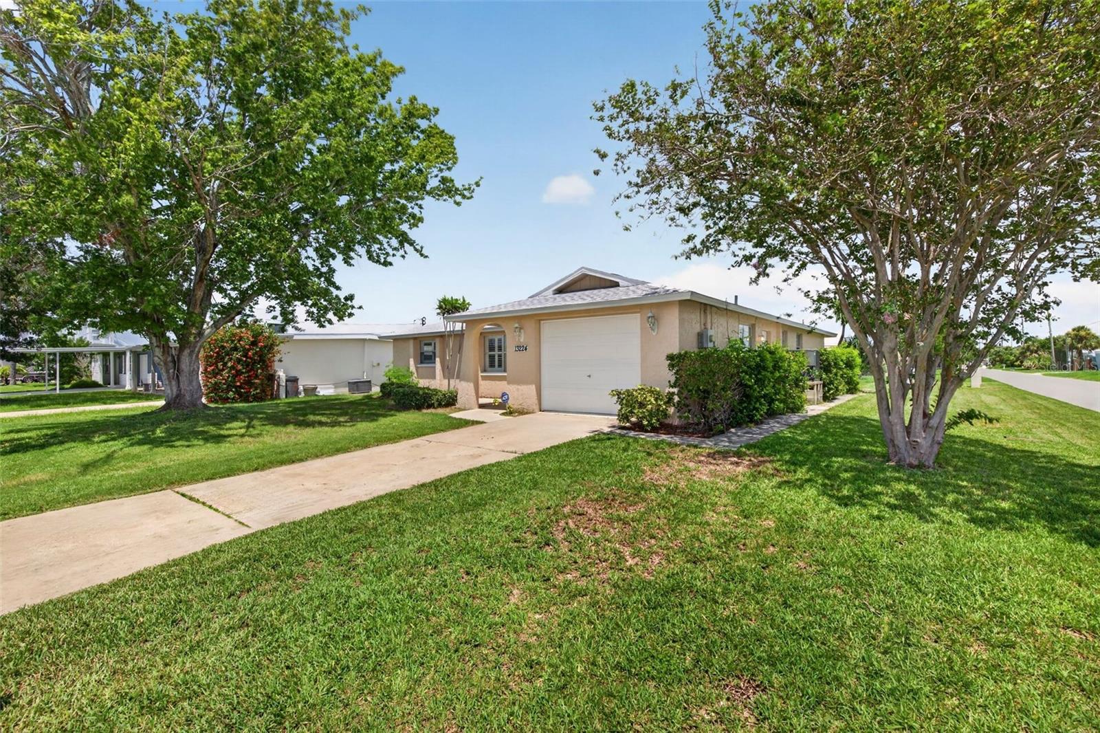 13224 NEPTUNE DR