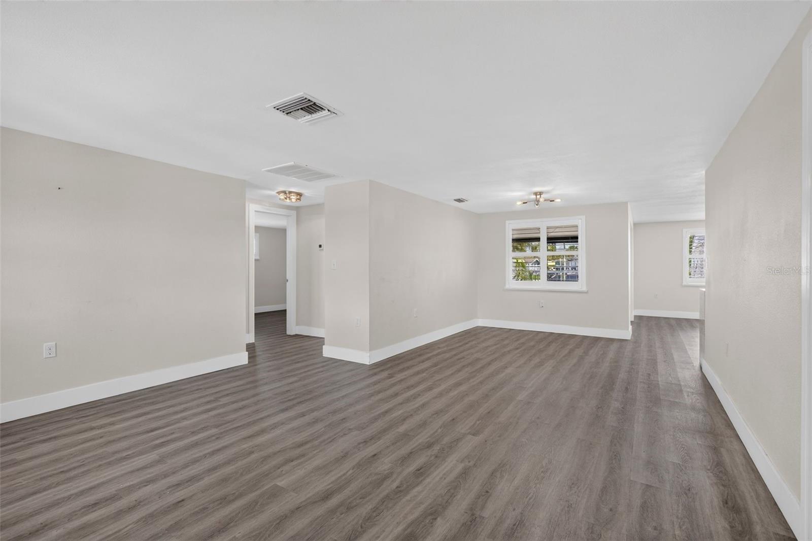 13224 NEPTUNE DR