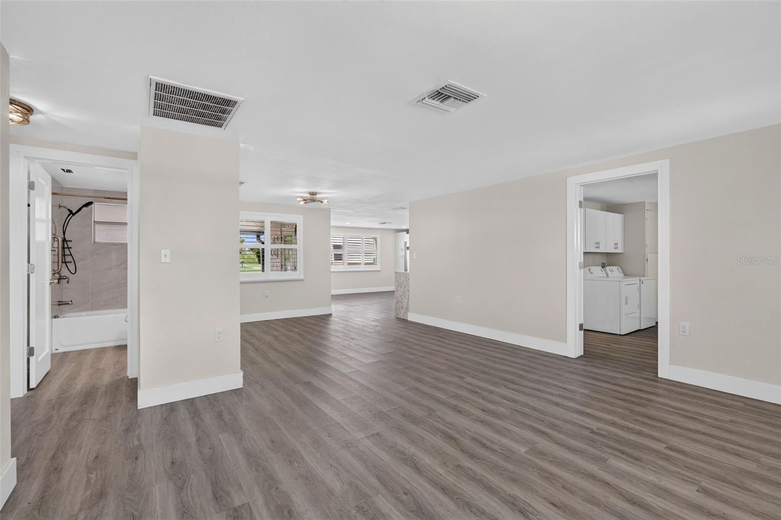 13224 NEPTUNE DR