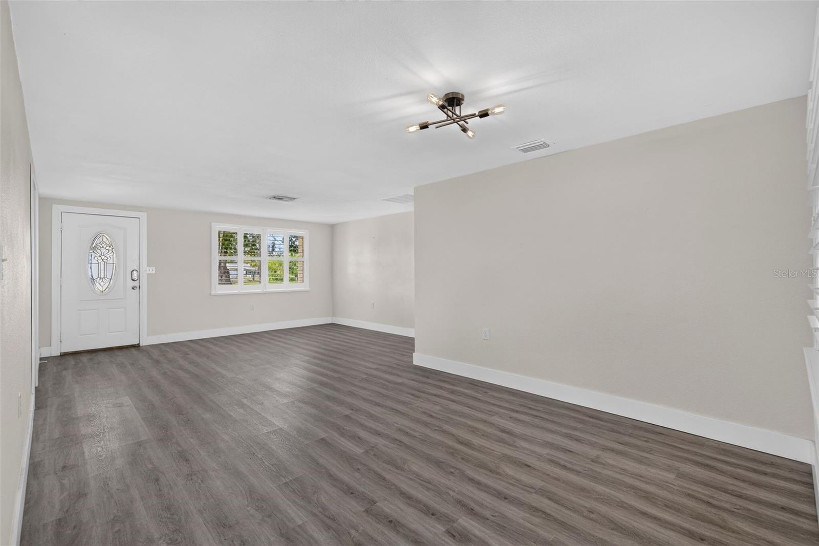 13224 NEPTUNE DR