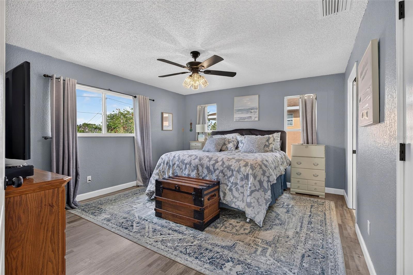 7611 MAKO DR