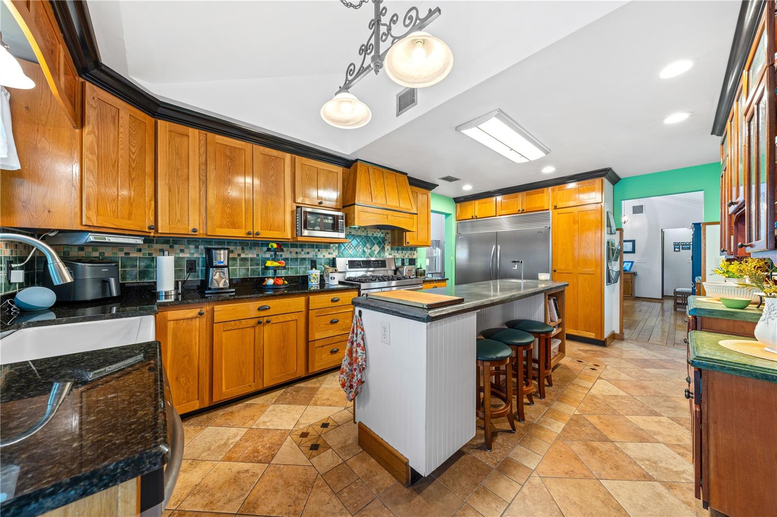 6464 TIMBERWIND PL