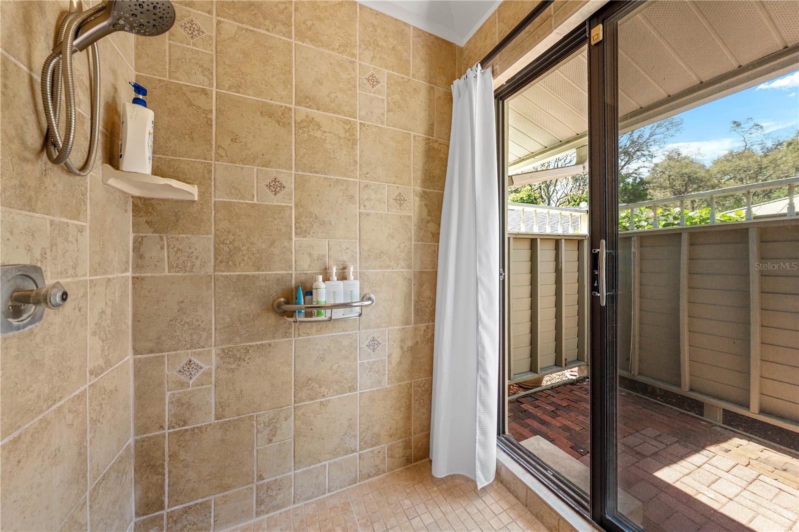6464 TIMBERWIND PL