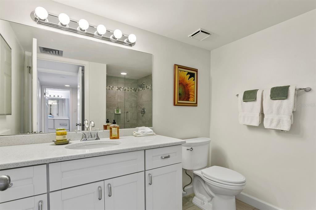 3301 BAYSHORE BLVD #901E