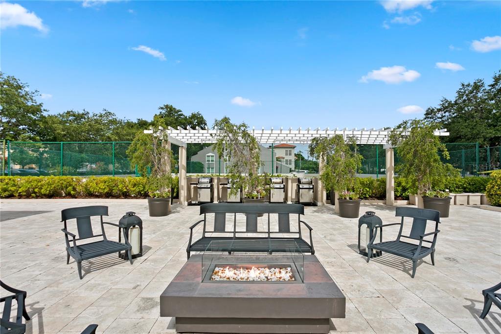 3301 BAYSHORE BLVD #901E