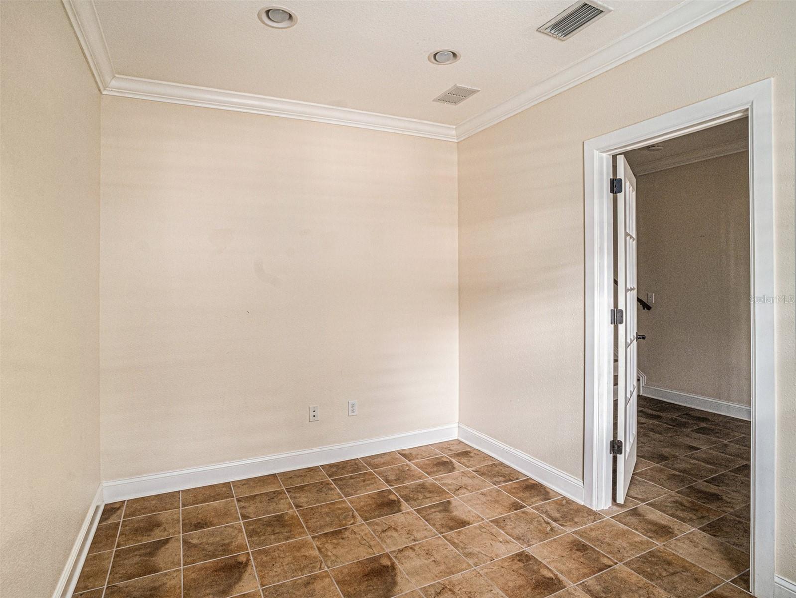 2442 W MISSISSIPPI AVENUE Unit: 19