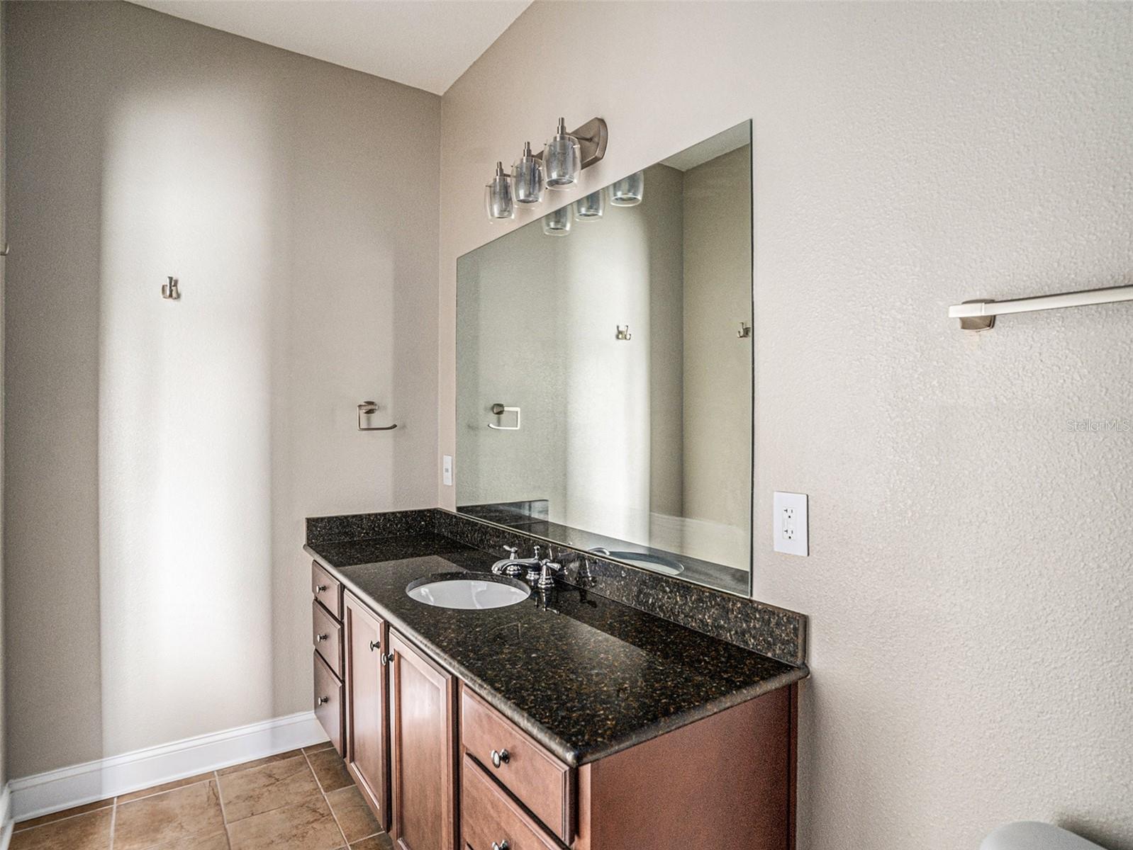 2442 W MISSISSIPPI AVENUE Unit: 19