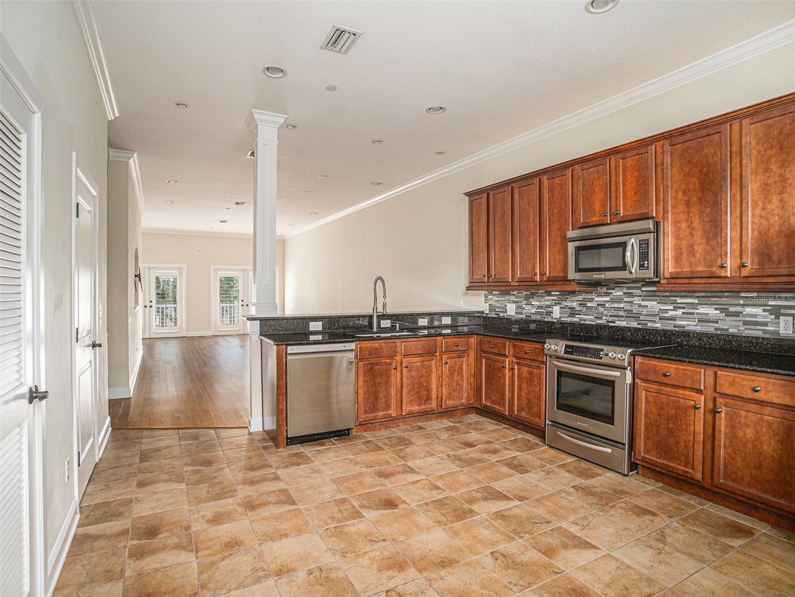 2442 W MISSISSIPPI AVENUE Unit: 19
